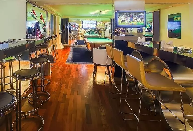 Capitol Hotel Jumeirah Dubai