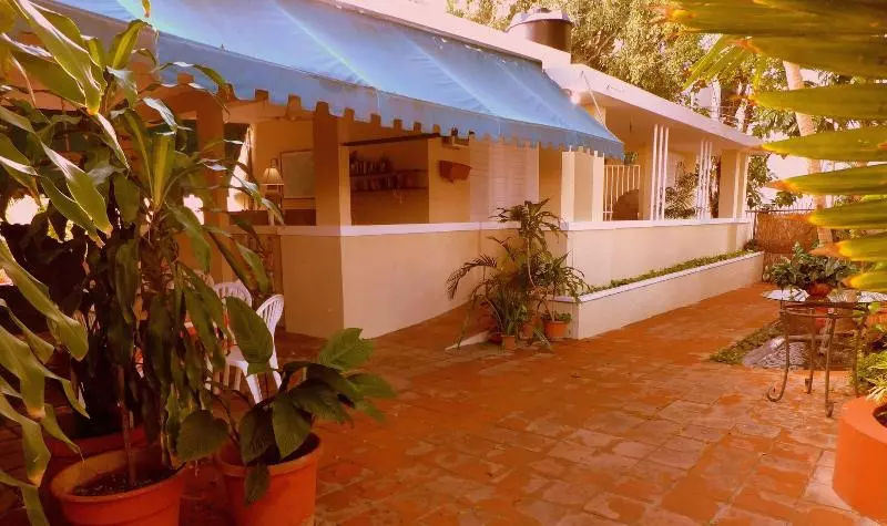 هتل Casa Del Caribe Inn