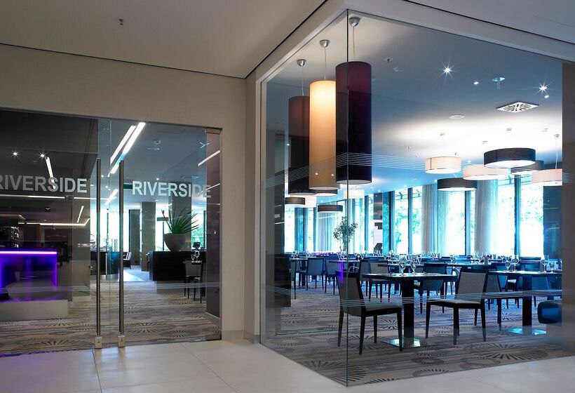 호텔 Crowne Plaza Düsseldorf Neuss, Ein Ihg