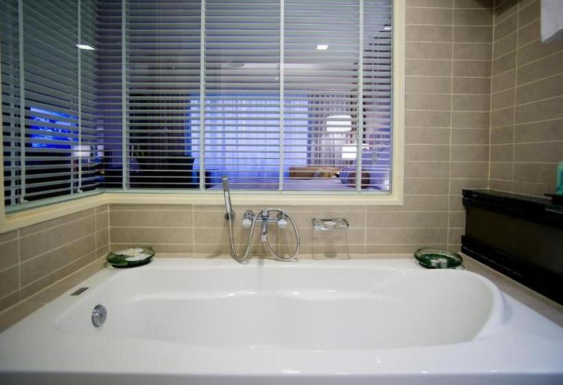 هتل Equatorial Ho Chi Minh City