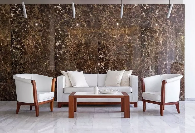 ホテル Grecian Sands