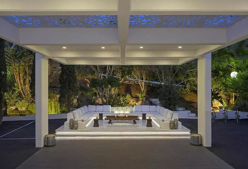 ホテル Grecian Sands