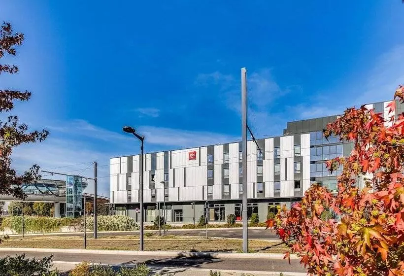 ホテル Ibis Paris Coeur D'Orly Airport