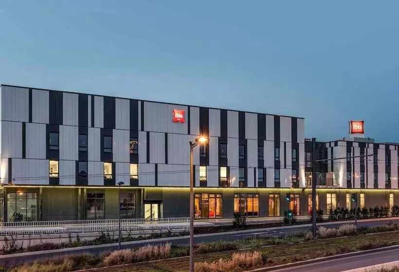 ホテル Ibis Paris Coeur D'Orly Airport