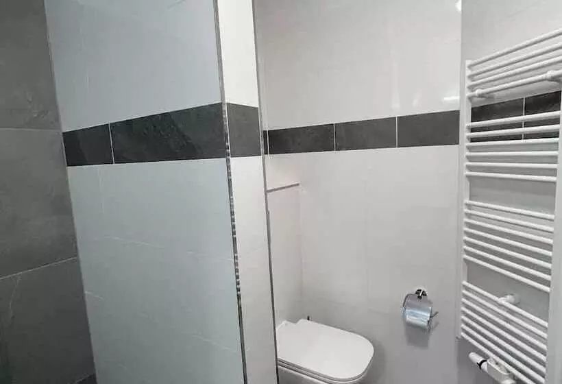 בית מלון כפרי Regina