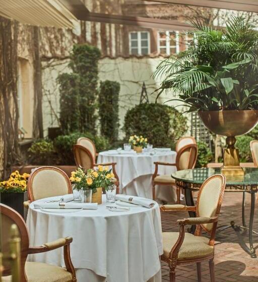 هتل Relais & Chateaux Stikliai