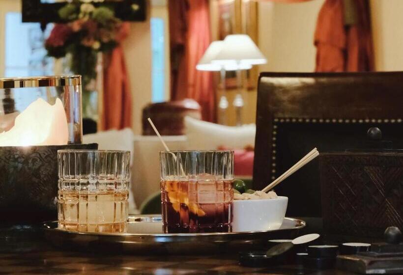 هتل Relais & Chateaux Stikliai