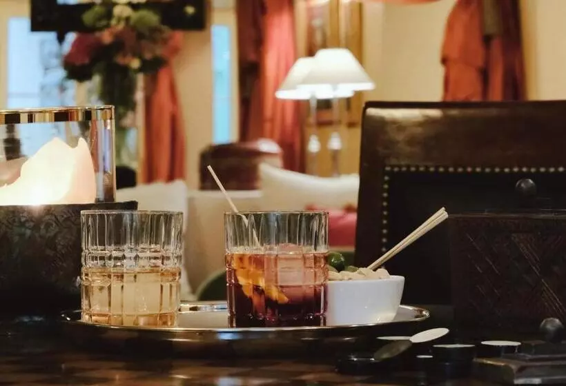 هتل Relais & Chateaux Stikliai