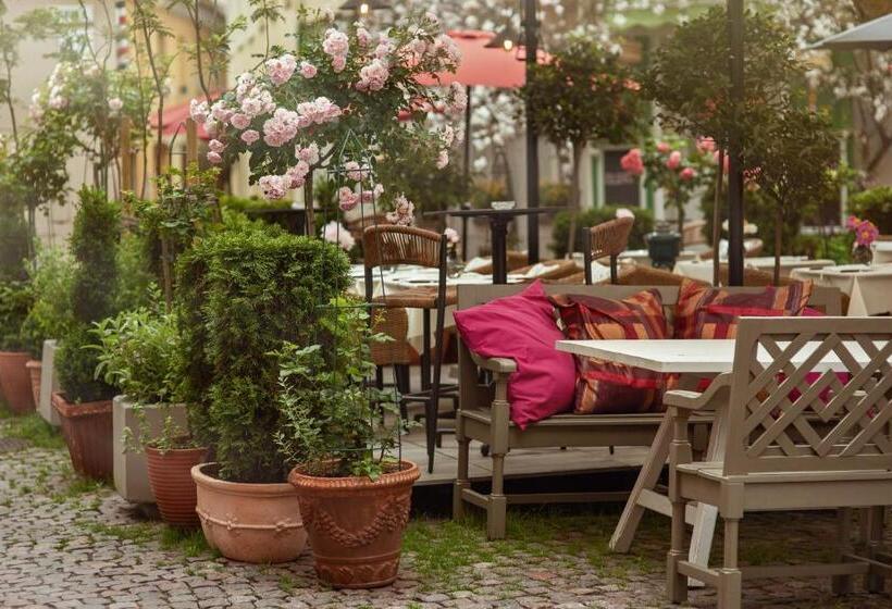 هتل Relais & Chateaux Stikliai