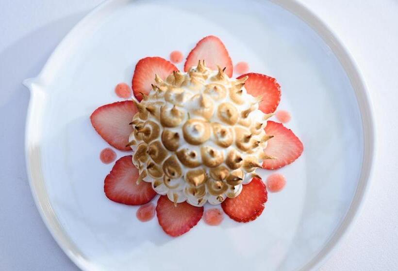 هتل Relais & Chateaux Stikliai