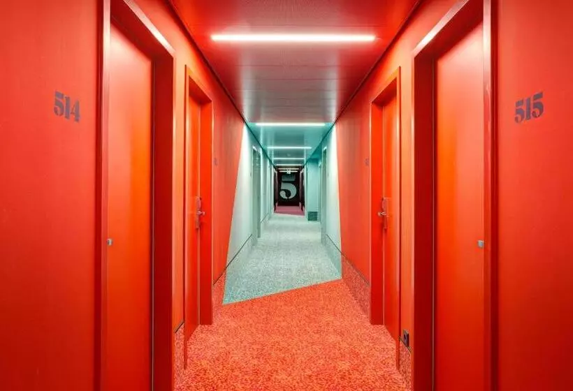 Meininger Hotel Leipzig Hauptbahnhof