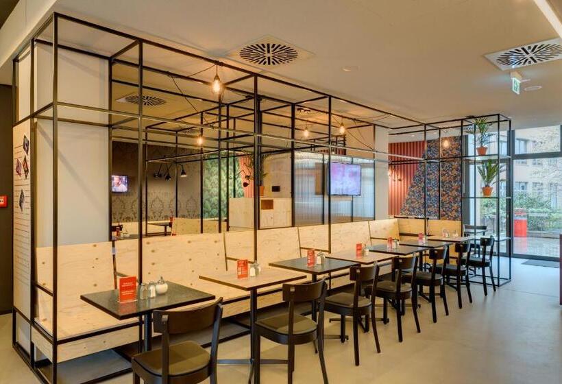 Meininger Hotel Leipzig Hauptbahnhof