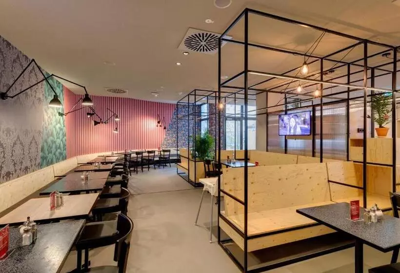 Meininger Hotel Leipzig Hauptbahnhof