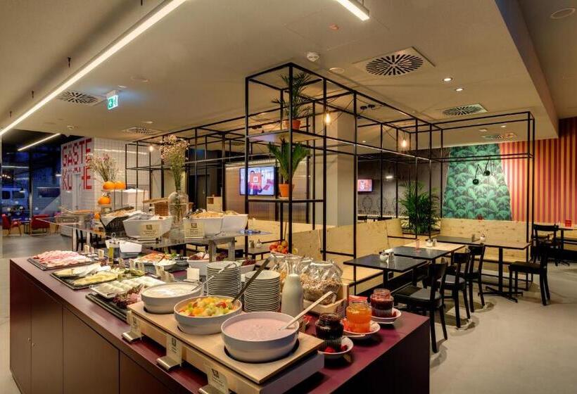 Meininger Hotel Leipzig Hauptbahnhof