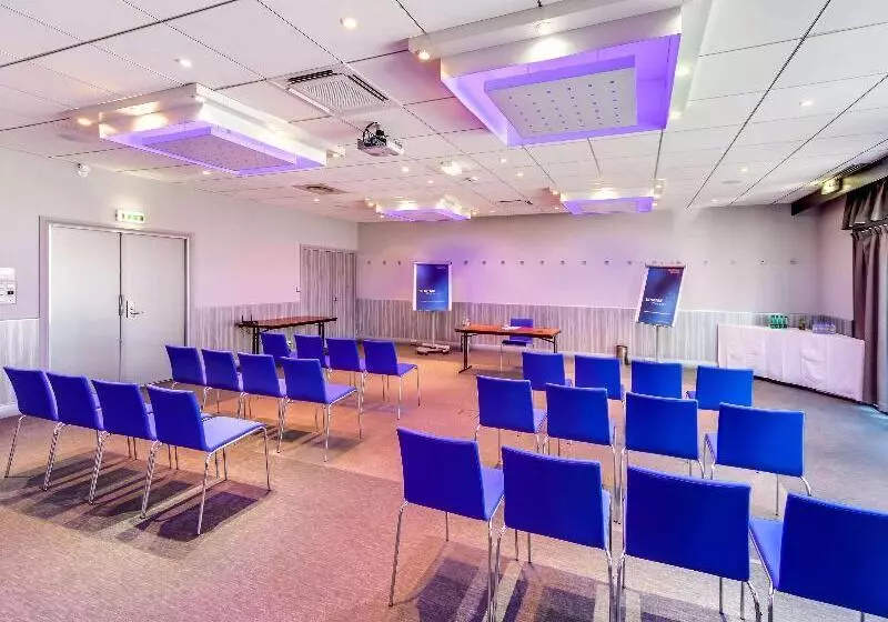 Novotel Orléans Saintjeandebraye