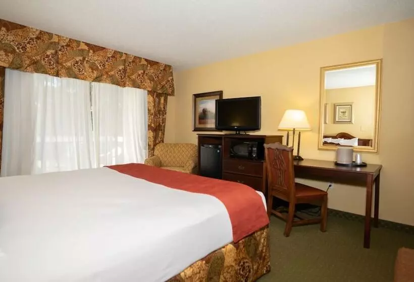 Clarion Hotel & Suites Convention Center Fredericksburg