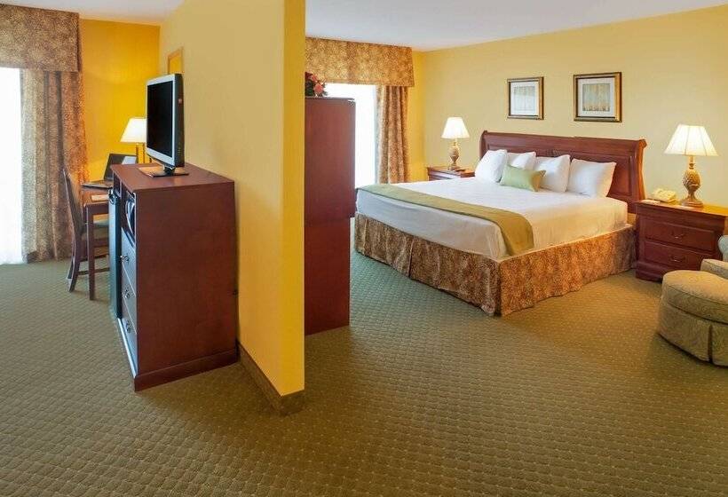 Clarion Hotel & Suites Convention Center Fredericksburg