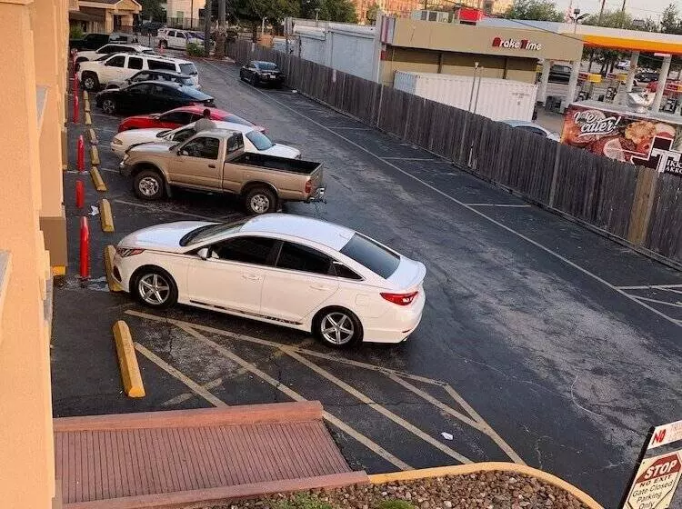 Otel Americas Best Value Inn Near Nrg Park/medical Center