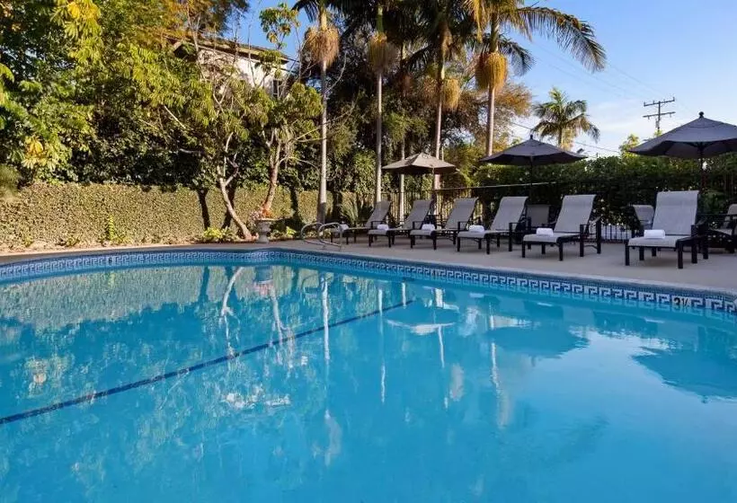 ホテル Best Western Plus Newport Mesa Inn