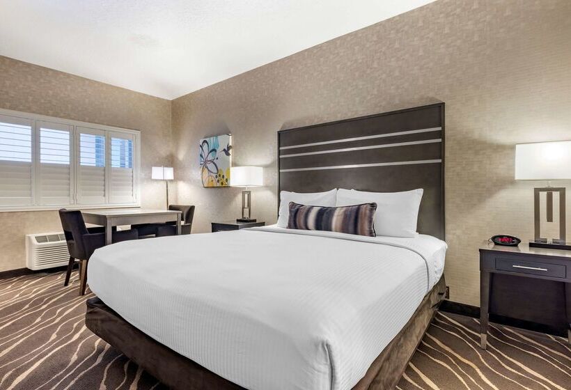 酒店 Best Western Plus Park Place Inn Mini Suites