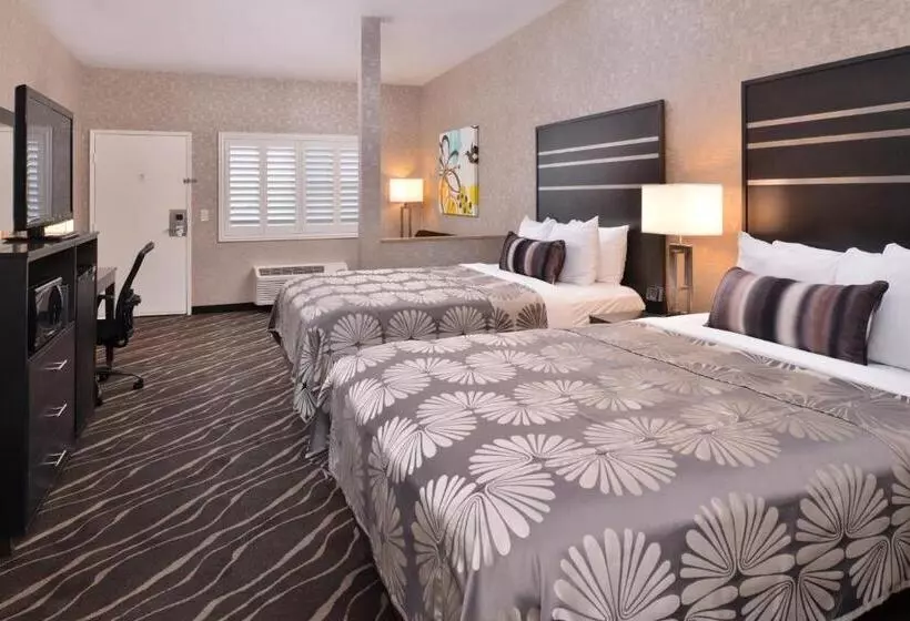 هتل Best Western Plus Park Place Inn Mini Suites