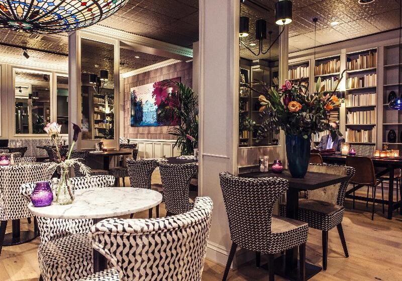 Hotel Carlton Square