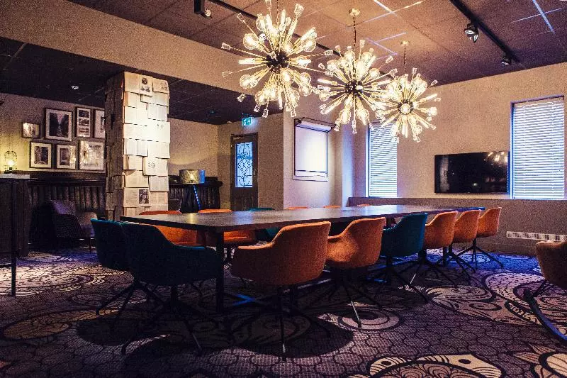 ホテル Carlton Square