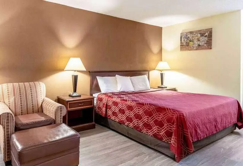 Отель Econo Lodge