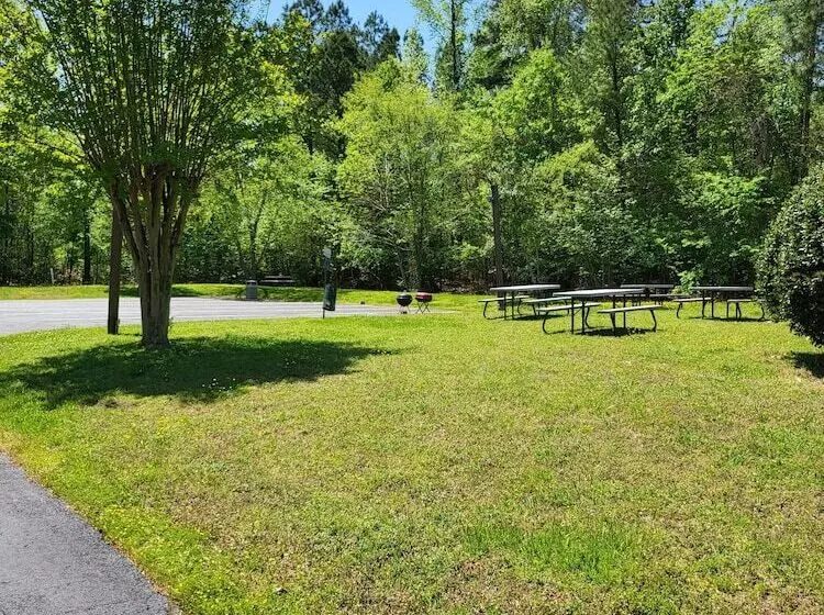 ホテル Stonewood Inn & Suites Of Carrollton Smithfield