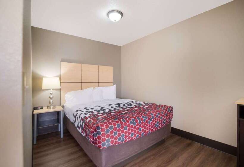 فندق Econo Lodge Grand Forks