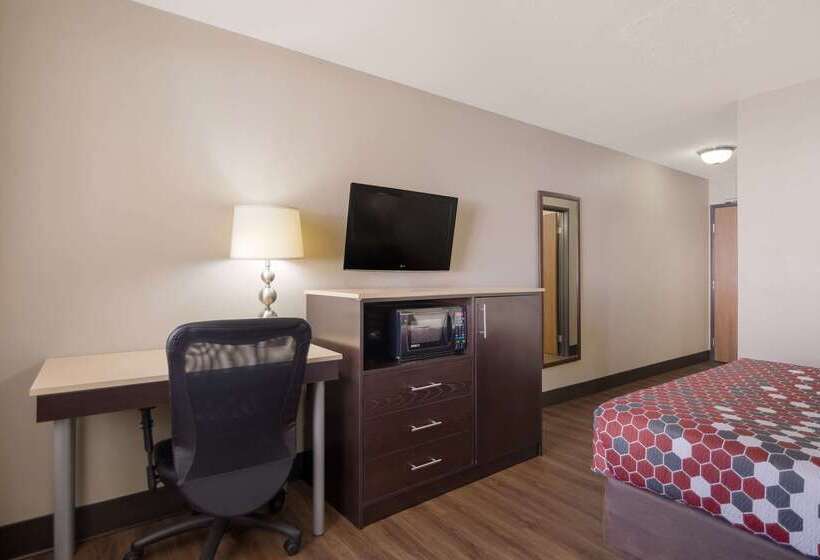 فندق Econo Lodge Grand Forks