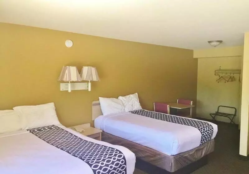 酒店 Econo Lodge Inn & Suites