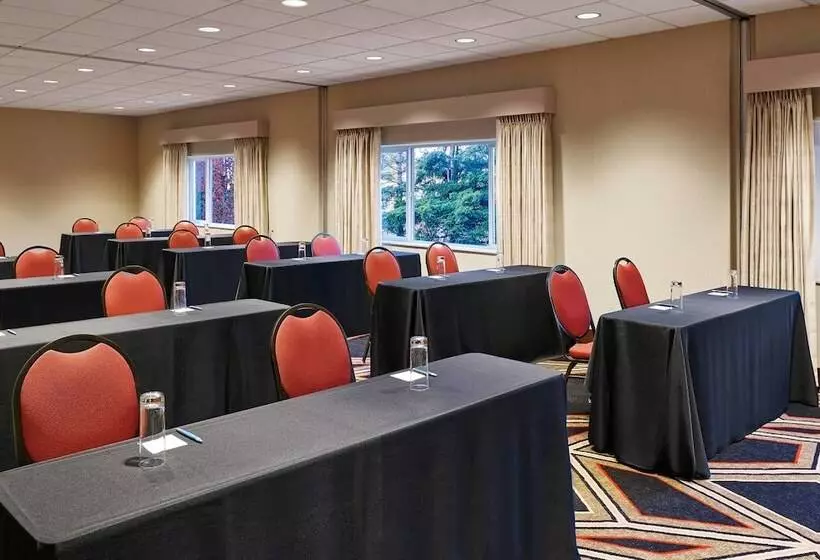 Four Points By Sheraton Bellingham Hotel & Conference Center