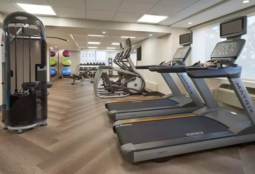 酒店 Four Points By Sheraton Windsor Downtown