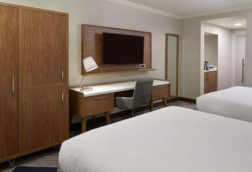 酒店 Four Points By Sheraton Windsor Downtown