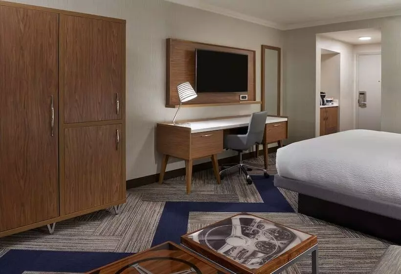 酒店 Four Points By Sheraton Windsor Downtown