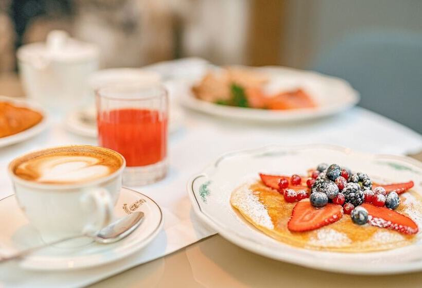 Grand Hotel Et De Milan The Leading Hotels Of The World