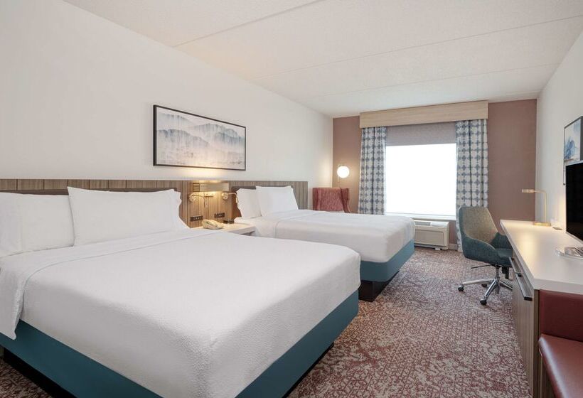 هتل Hilton Garden Inn Clarksburg Bridgeport