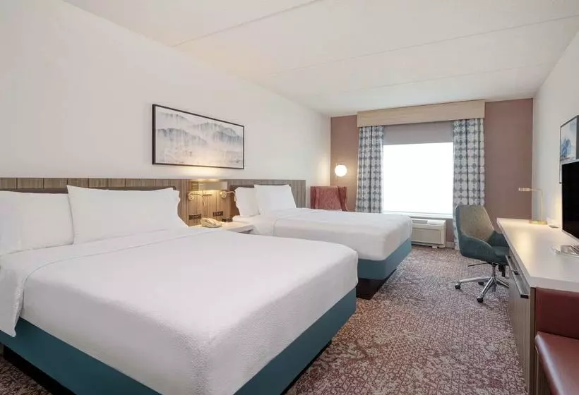 בית מלון כפרי Hilton Garden Inn Clarksburg Bridgeport