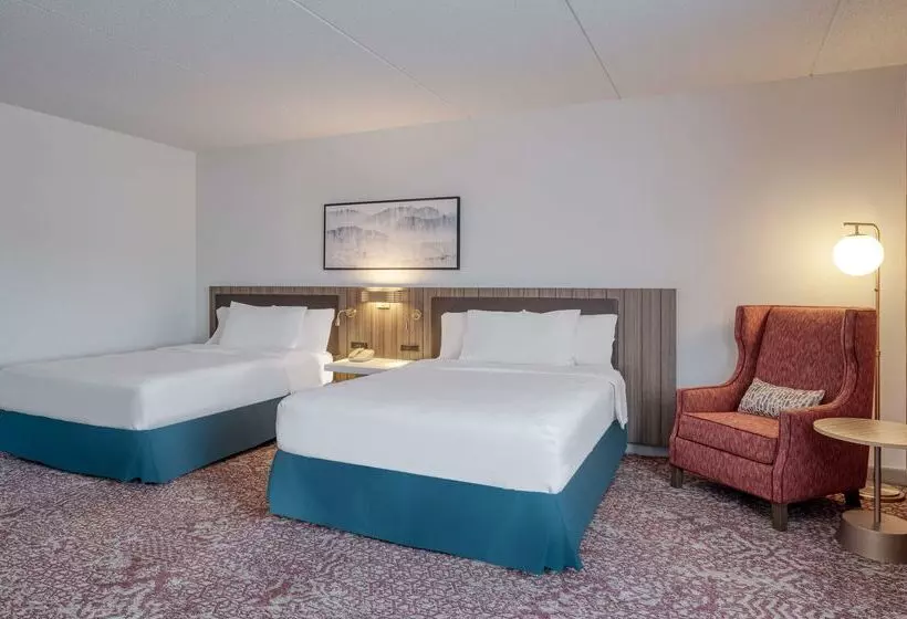 בית מלון כפרי Hilton Garden Inn Clarksburg Bridgeport