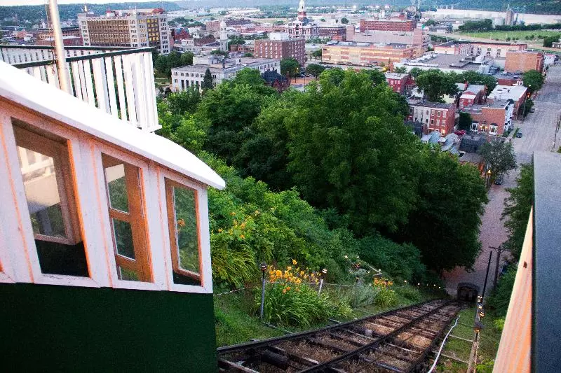 호텔 Holiday Inn Dubuque/galena, An Ihg