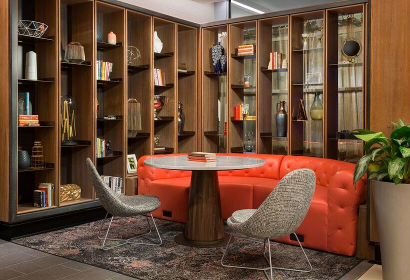 فندق Hyatt Centric Arlington