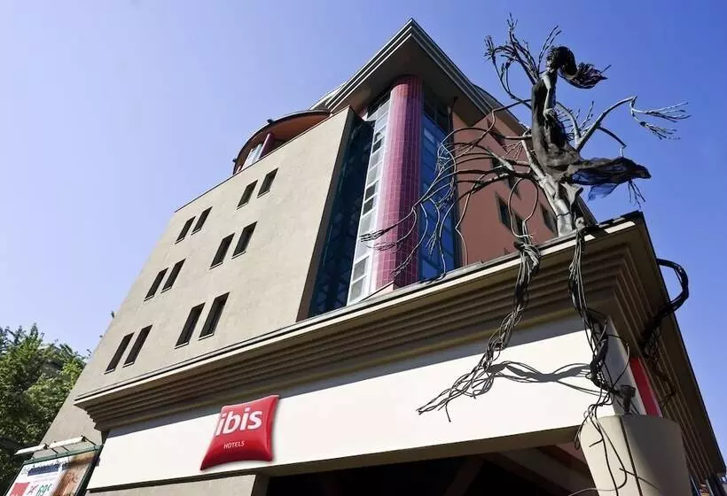 Hotel Ibis Budapest Heroes Square
