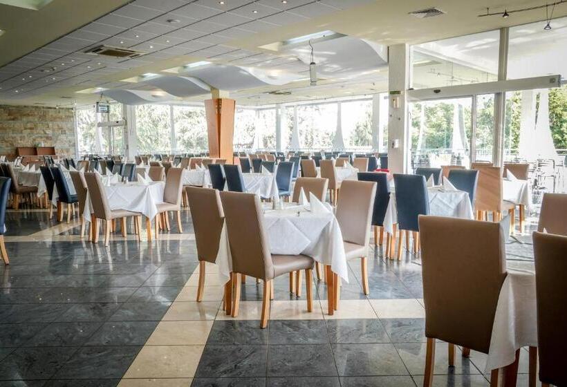 هتل Laguna Garden