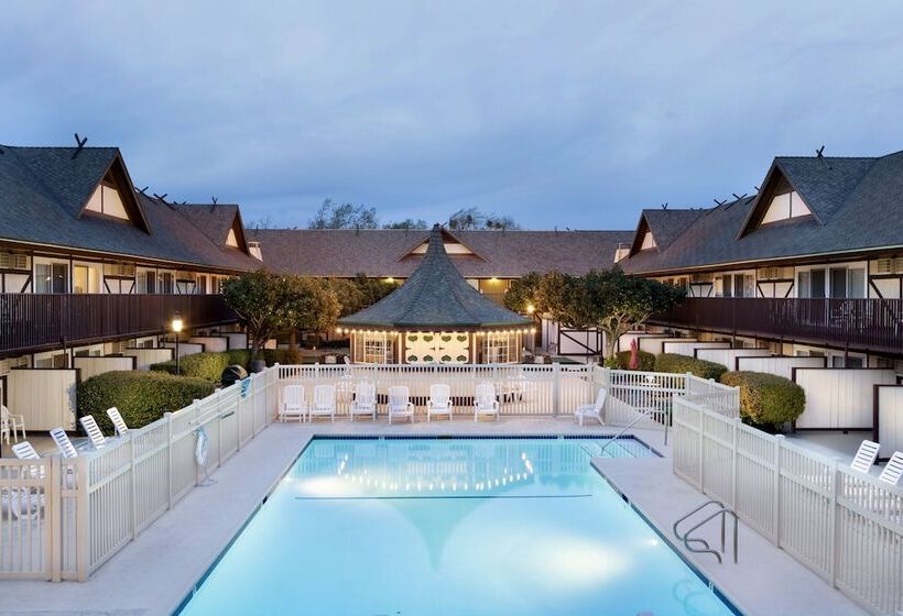 Отель Pea Soup Andersen's Inn