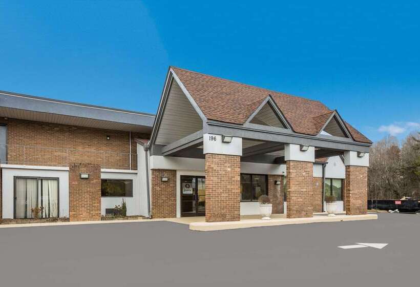 ホテル Quality Inn Asheville Airport