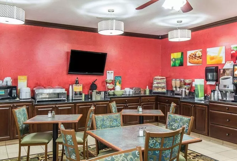 酒店 Quality Inn At Collins Road  Cedar Rapids