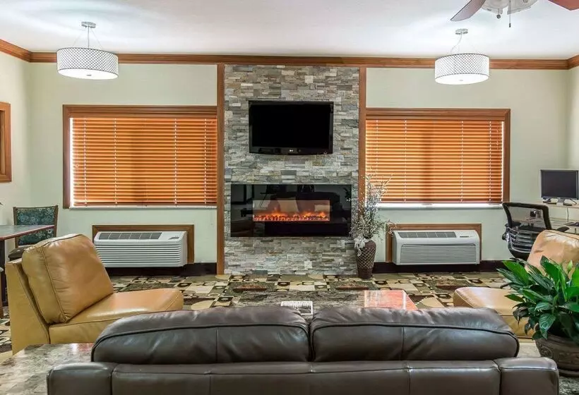 酒店 Quality Inn At Collins Road  Cedar Rapids