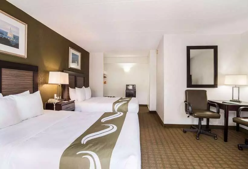 هتل Quality Inn Mount Vernon