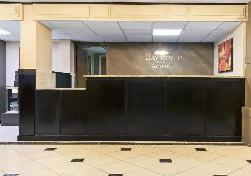 בית מלון כפרי Ramada By Wyndham Austin South